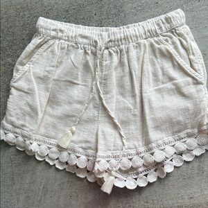 Aerie Cream High Waist Lace Shorts